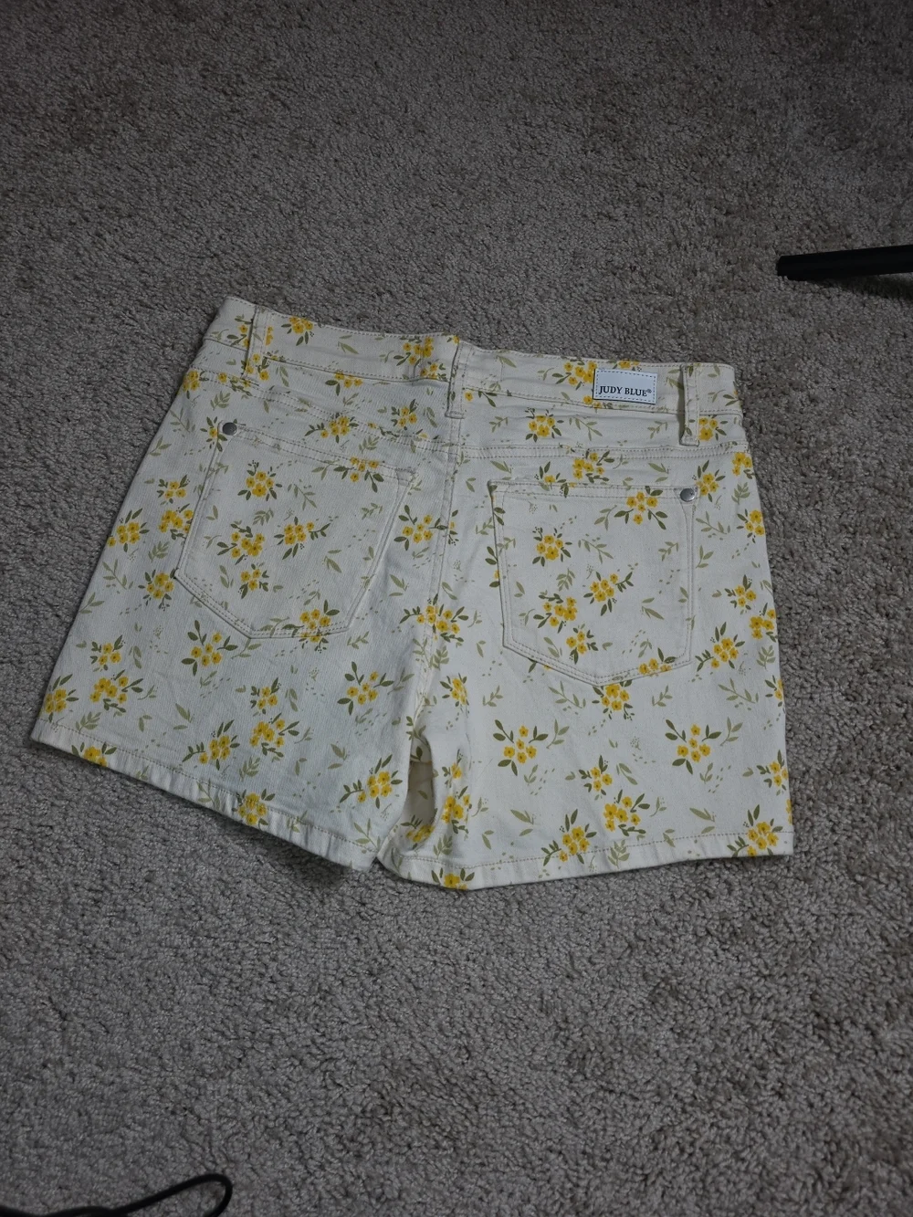 Judy Blue Los Angeles Floral Print Denim Shorts   Women Size M - Picture 5 of 11